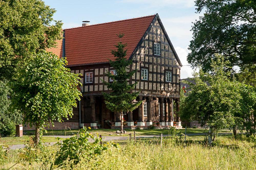 Homestay Dom Podcieniowy Na Zulawach Wislanych *